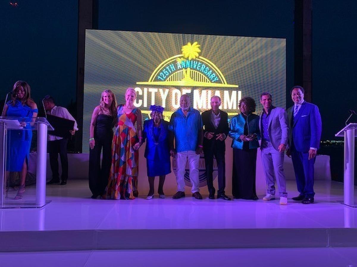 Miami historian Arva Moore Parks McCabe was honored posthumously at the Miami 125th birthday celebration July 28 at the Pérez Art Museum Miami. Also honored were Miami historians Enid Pinkney, Marvin Dunn, Paul George and Dorothy Jenkins Fields, shown in this photo. They are accompanied by Carey Parks Guerra, Arva Suzanne Graham Gibson, Miami Mayor Francis Suarez and Miami City Commissioner Jeffrey Watson. Photo provided by Becky Matkov