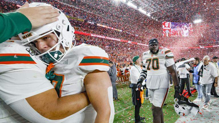 PHOTO GALLEY : Indiana defeats Miami in College Football Playoff National Championship