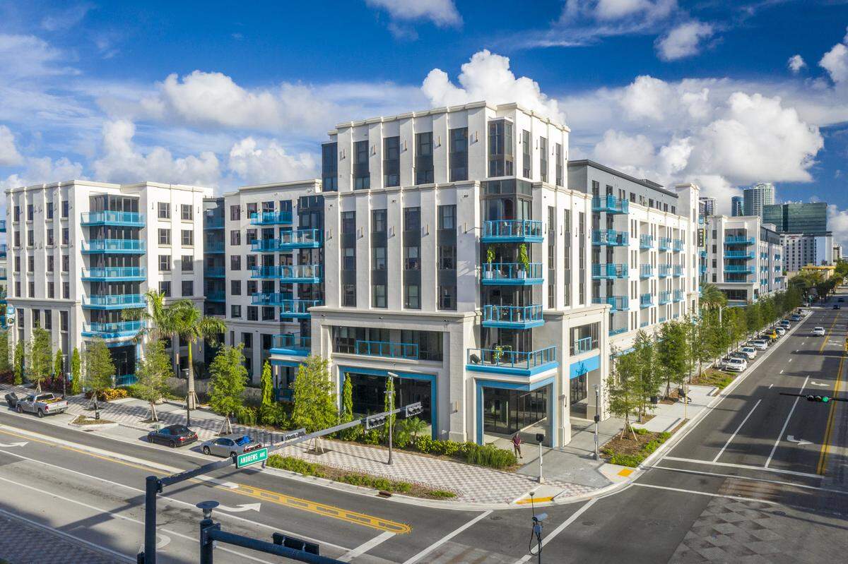 Fort Lauderdale’s Motif, a 385-unit mixed-use apartment building at 500 N. Andrews Ave. in the Flagler Village neighborhood, will open the first Go Grocer in Florida later in 2025.