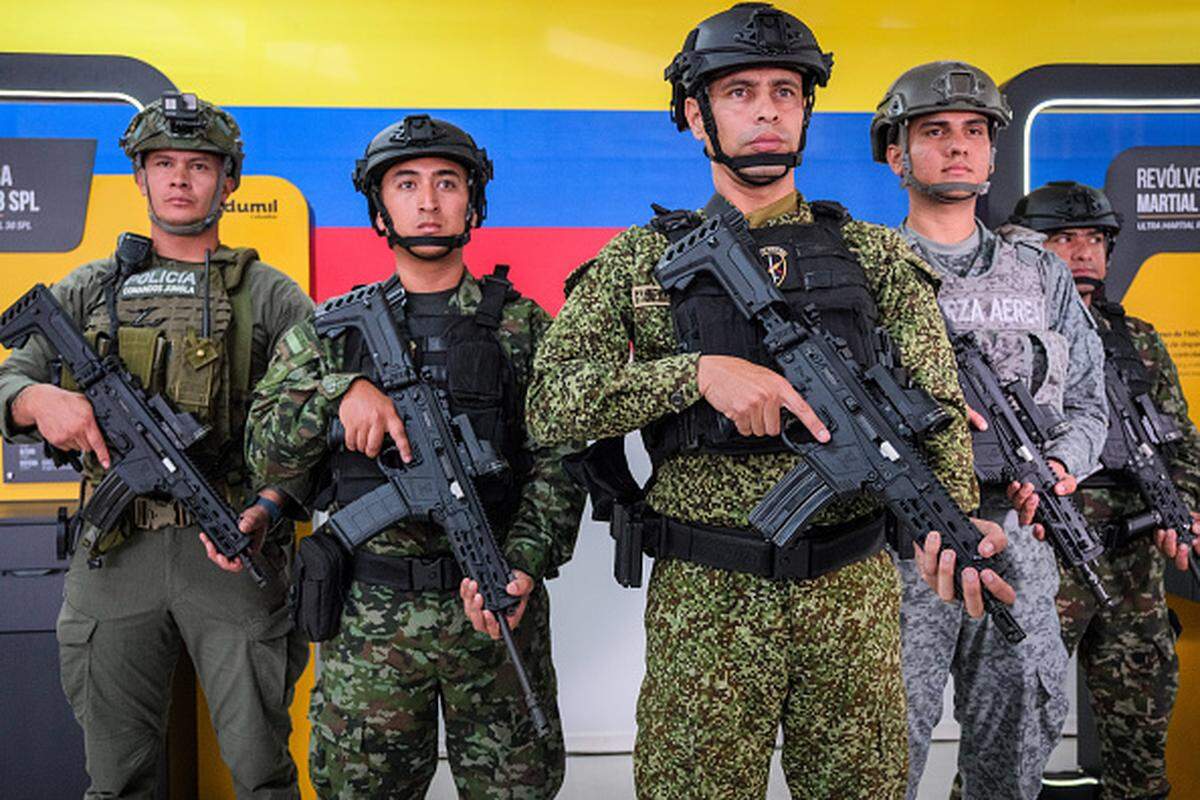 Colombian president Gustavo Petro presents the Jaguar rifle, a new domestically developed firearm, during an official defense event highlighting military modernization and national security capabilities in Soacha, Colombia. May 8, 2026. 