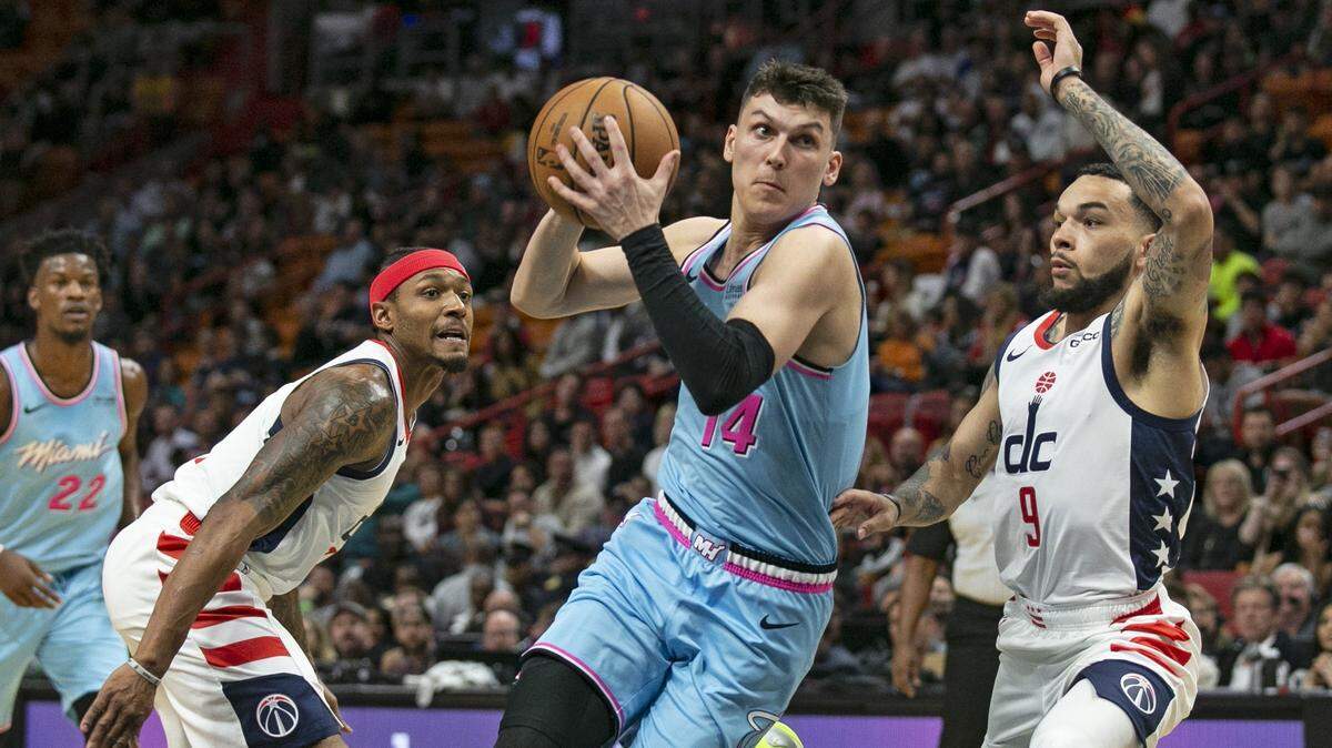 Miami Heat guard Tyler Herro (14) drives to the basket in the first half as the Miami Heat host the Washington Wizards at the AmericanAirlines Arena in Miami on Friday, December 6, 2019.