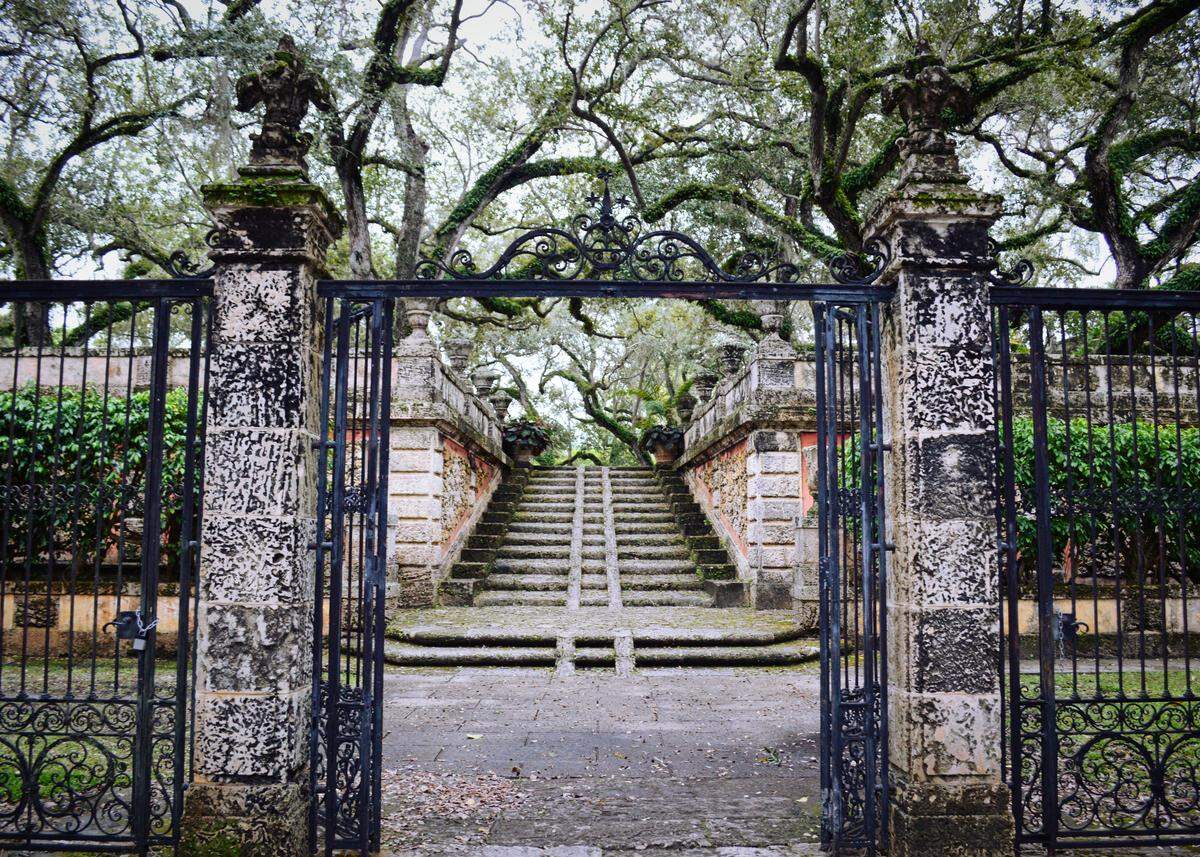 The gardens are open at Vizcaya; the museum is not.