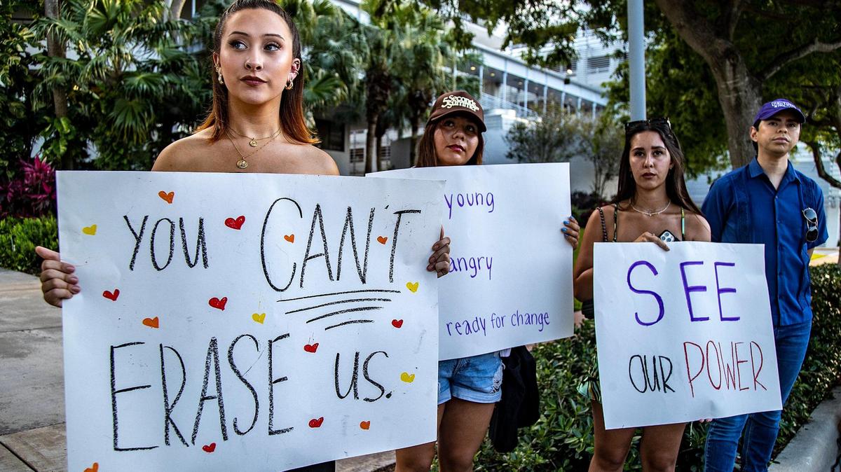 Brooklyn Webb, joined a group of students in support of the Walking Out to Learn! Protest, in Miami Beach to protest again the many educational policies implemented by the State of Florida and to send a message Florida Governor Ron DeSantis, to their representatives—from school board to Senate, On Friday April 21, 2023.