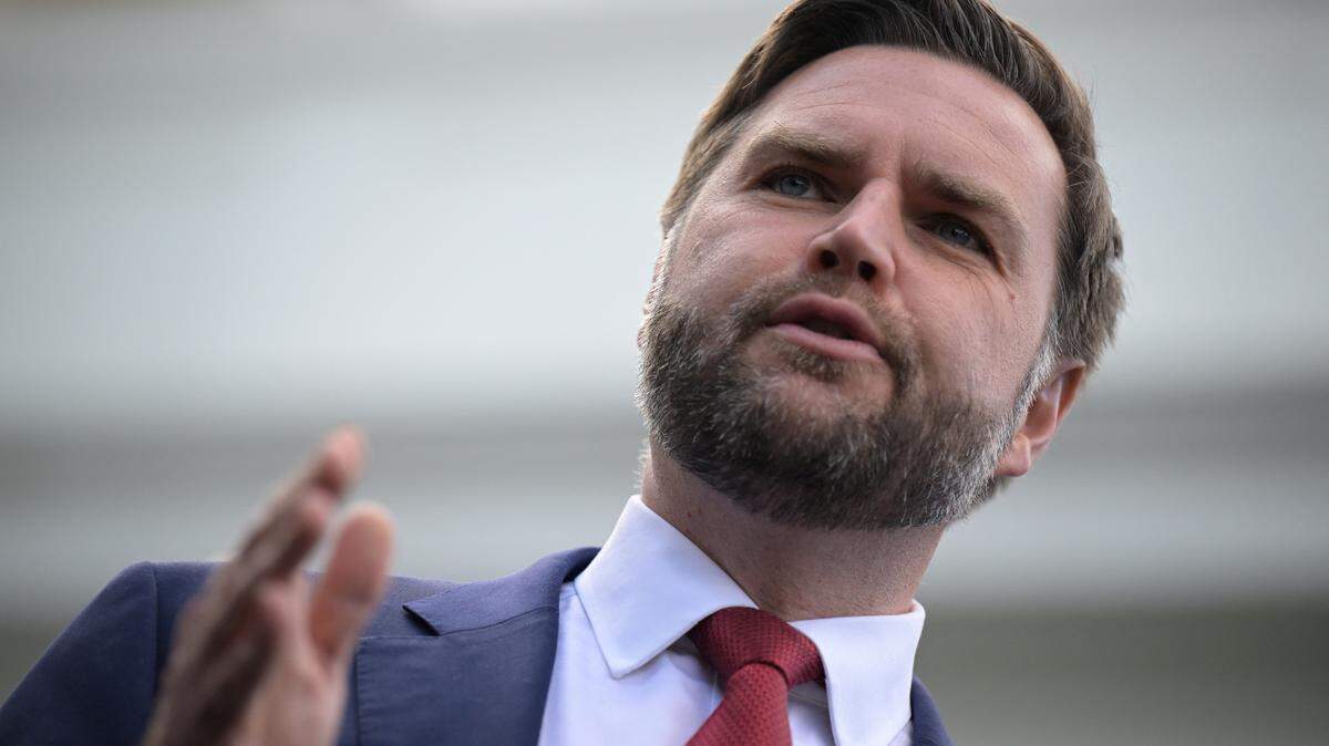US Vice President JD Vance speaks during a press conference outside the West Wing of the White House on October 30, 2025 in Washington, DC. (Photo by Oliver Contreras / AFP) (Photo by OLIVER CONTRERAS/AFP via Getty Images)          