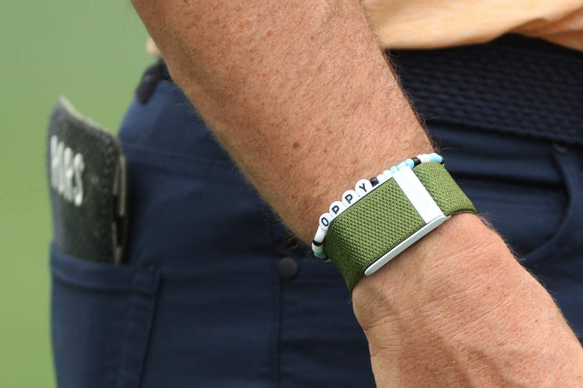 rory mcilroy whoop wristband