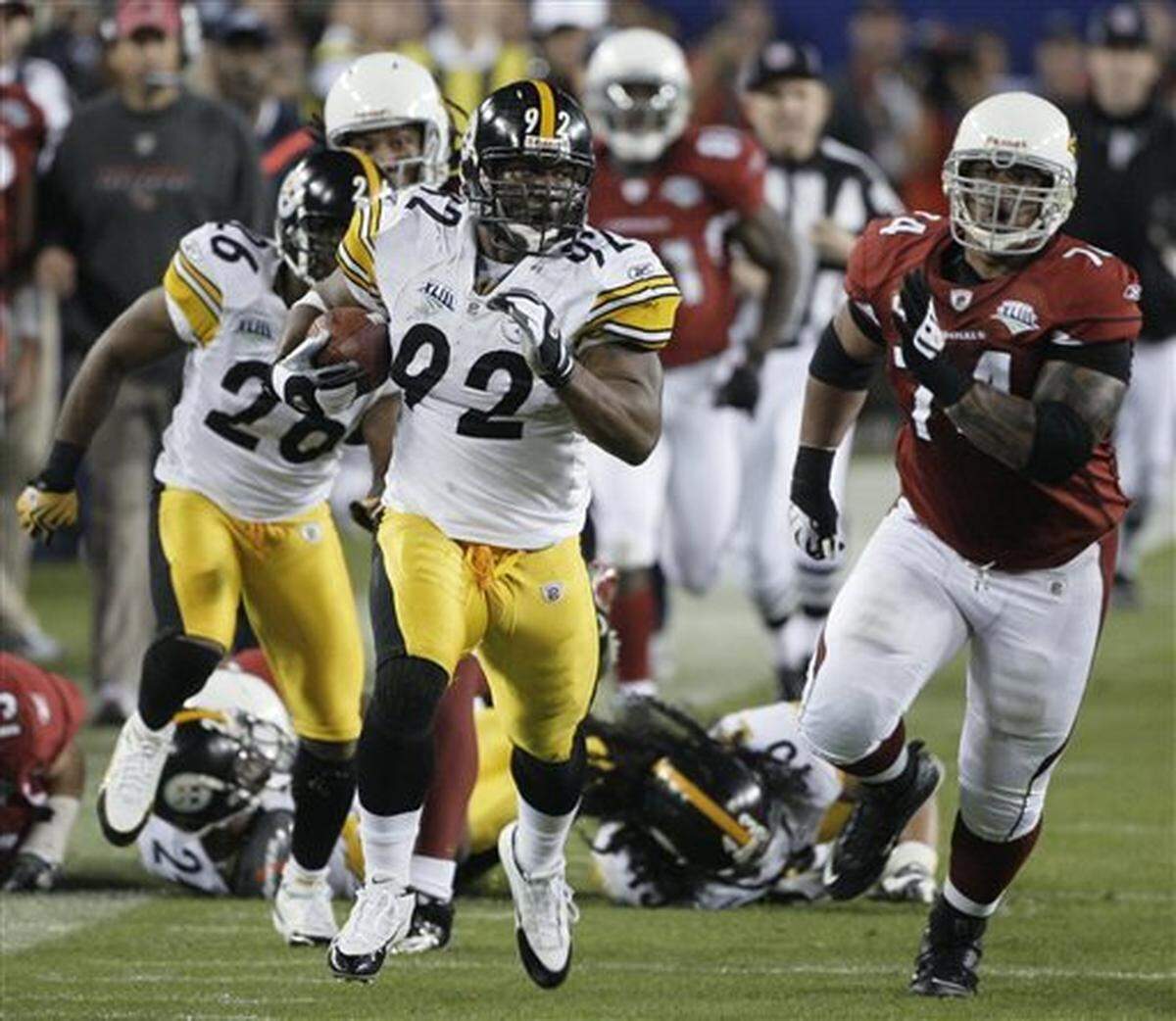 Steelers Harrison Retires Football