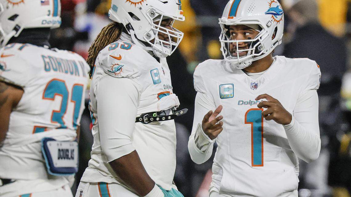 Live updates: Dolphins Day 4 free agency; Five more sign; key Tagovailoa news