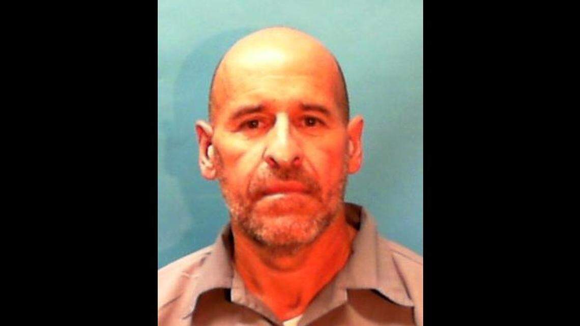 Inmate with COVID-19 taken off ventilator, returned to virus-riddled FL prison. He just died.