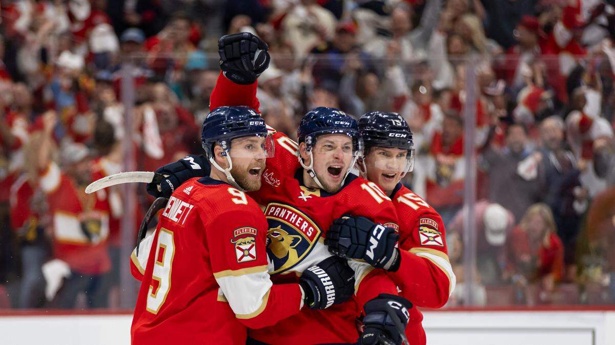 Florida Panthers right wing Vladimir Tarasenko (10) celebrates with his teammates after scoring a goal against the Tampa Bay Lightning in the first period in Game 2 of the first-round of the 2024 Stanley Cup Playoffs at Amerant Bank Arena on Tuesday, April 23, 2024, in Sunrise, Fla.