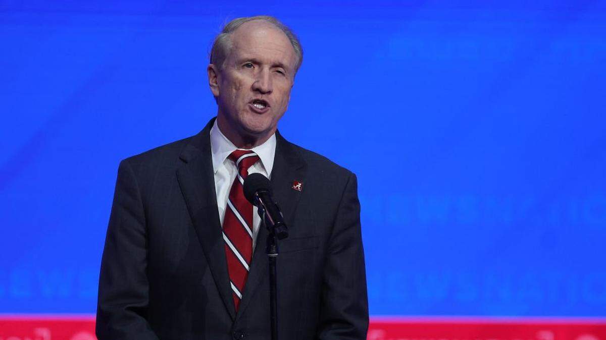 TUSCALOOSA, ALABAMA - DECEMBER 06: University of Alabama President Dr. Stuart Bell welcomes guests during the NewsNation Presidential Primary Debate at the University of Alabama Moody Music Hall on December 6, 2023 in Tuscaloosa, Alabama. Republican presidential candidates Florida Gov. Ron DeSantis, former U.N. Ambassador Nikki Haley, Vivek Ramaswamy and former New Jersey Gov. Chris Christie will participate in the fourth Republican primary debate without current frontrunner and former U.S. President Donald Trump, who has declined to participate in any of the previous debates. (Photo by Justin Sullivan/Getty Images)