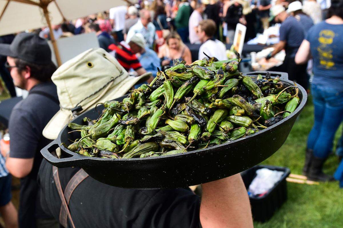 Las verduras autóctonas cocinadas a la parrilla también están presentes en el Heritage Fuego de Cochon555.