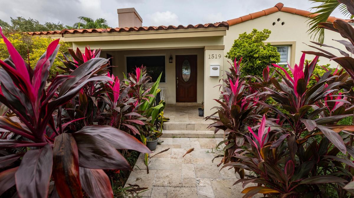 Miami, Florida, November 14, 2023 - Home owned by suspended Miami Commissioner Alex Diaz de la Portilla. The home is being sold in a foreclosure auction Wednesday morning. 1519 SW 19th street, Miami, FL 33145