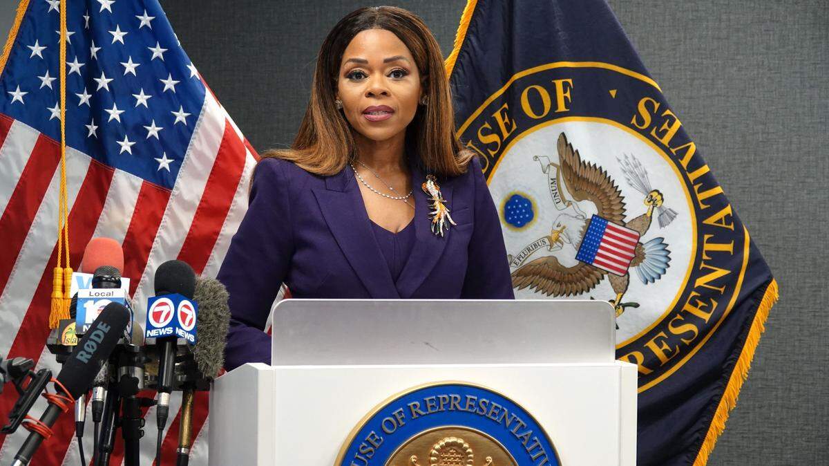 Congresswoman Sheila Cherfilus-McCormick (FL-20) hosts a press conference regarding the ongoing crisis in Haiti on Monday, March 11, 2024 in Fort Lauderdale. (Joe Cavaretta/South Florida Sun Sentinel)