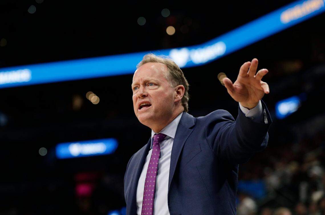 Milwaukee Bucks head coach Mike Budenholzer during the first half of an NBA basketball game against the San Antonio Spurs, in San Antonio, Sunday, March 10, 2019.