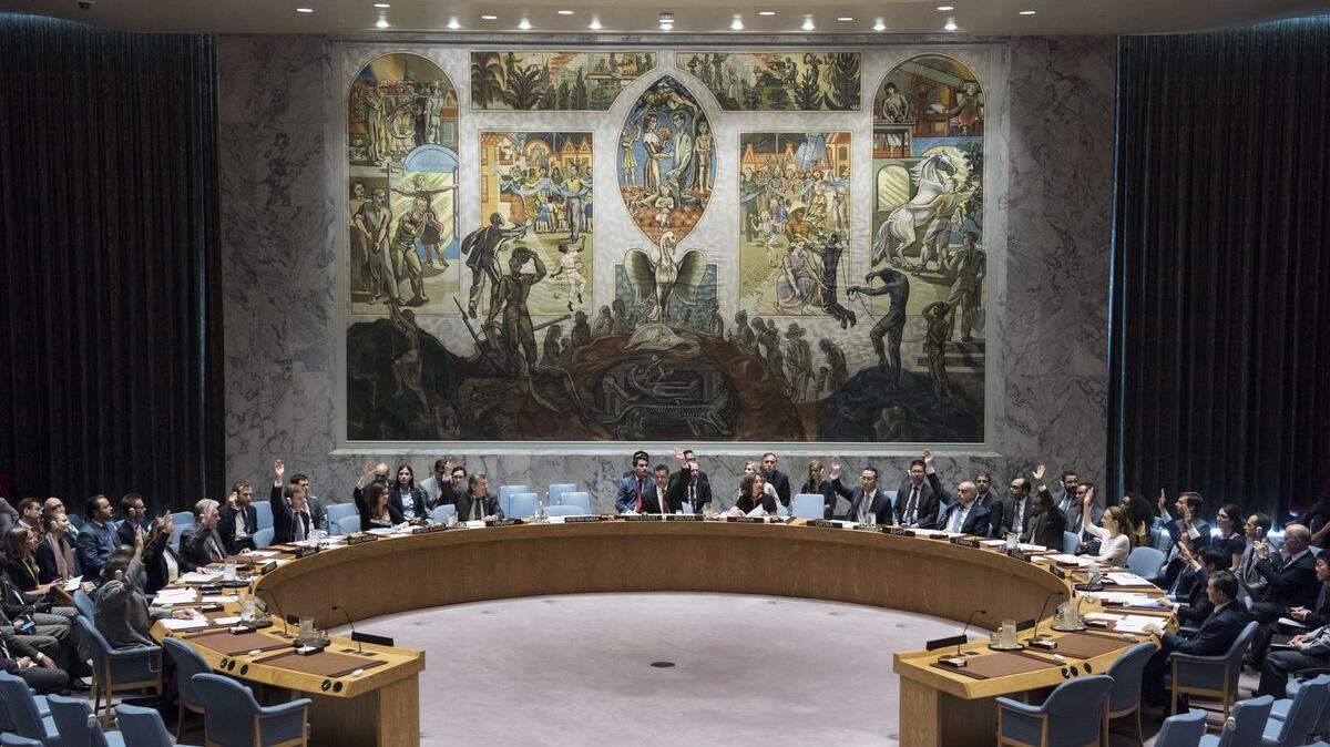 Security Council meeting Maintenance of international peace and security Vote