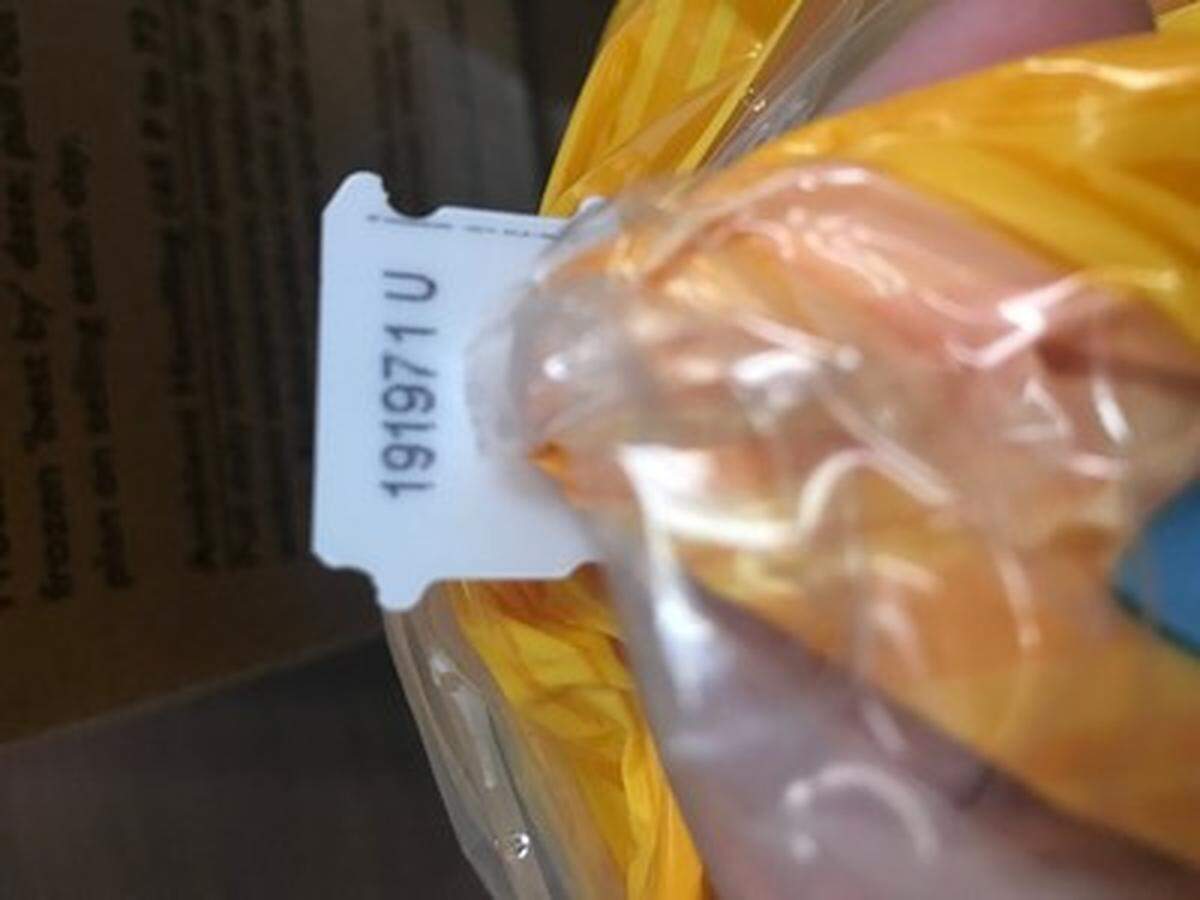 Recalled Bag Closure Code on the plastic tie.