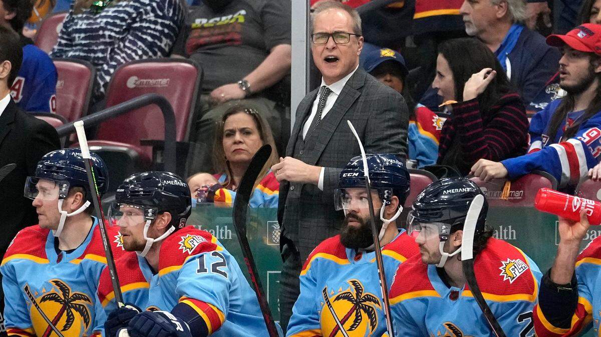 Florida Panthers head coach Paul Maurice watches during the first period of an NHL hockey game against the New York Rangers, Sunday, Jan. 1, 2023, in Sunrise, Fla.