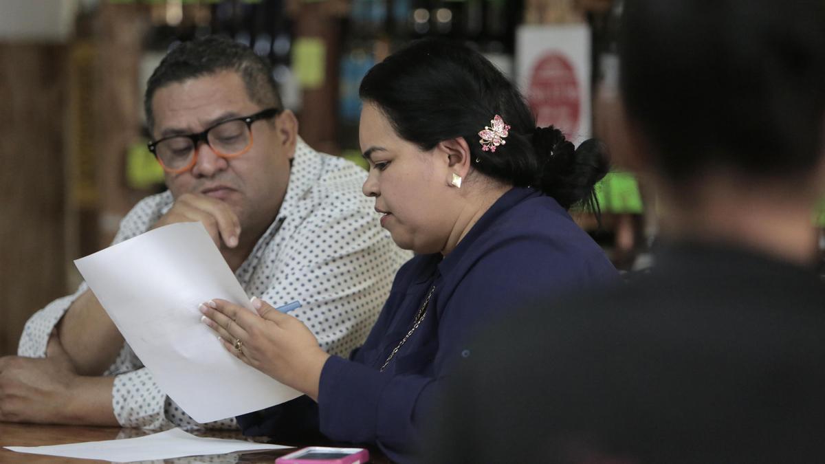 J.C. Restrepo and his longtime partner, Joanna Fajardo, struggled to keep two Happy Wine locations going while he battled kidney disease and awaited a transplant.