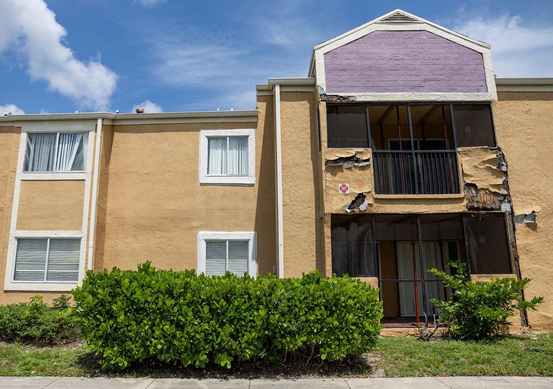 Structural damage can be seen on a condominium building in the Heron Pond complex on Wednesday, Aug. 7, 2024, in Pembroke Pines, Florida. City officials have alerted residents that they must vacate their homes by Aug. 29 after engineers deemed all 304 units spread across 19 buildings in the community unsafe for occupancy.