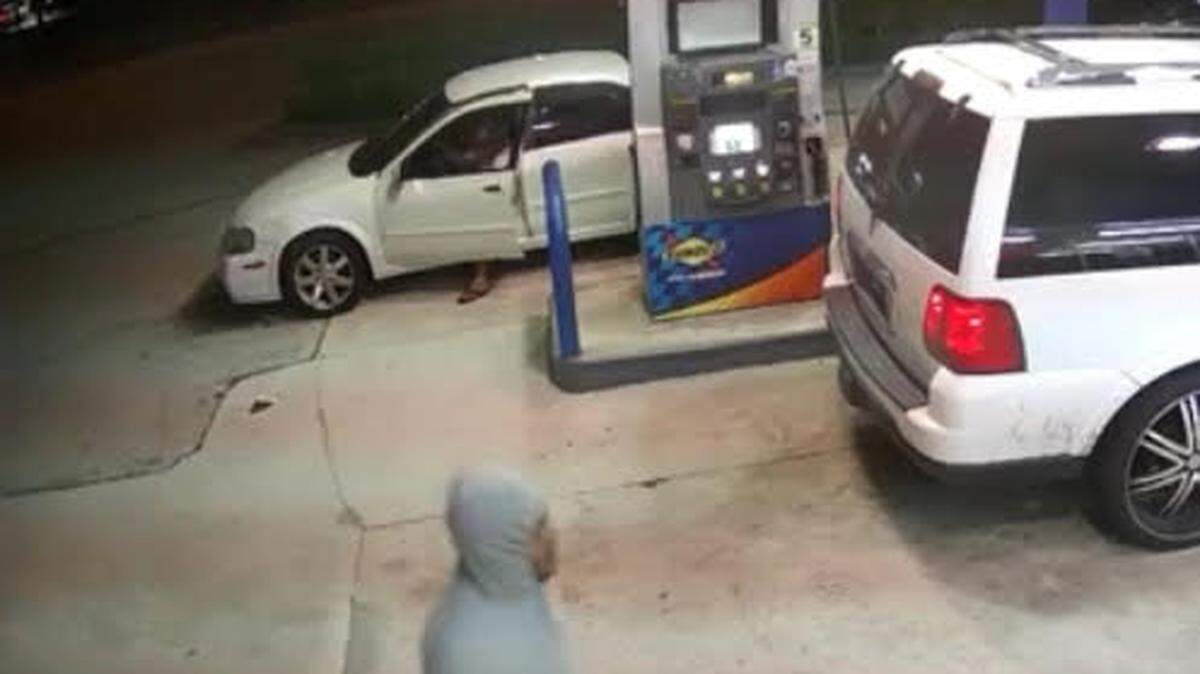 Security camera footage at the Sunoco gas station at 1201 South Federal Highway shows a man in a gray hooded sweatshirt moments before Broward Sheriff’s Office detectives say he randomly stabbed another man Sunday, May 19, 2024.