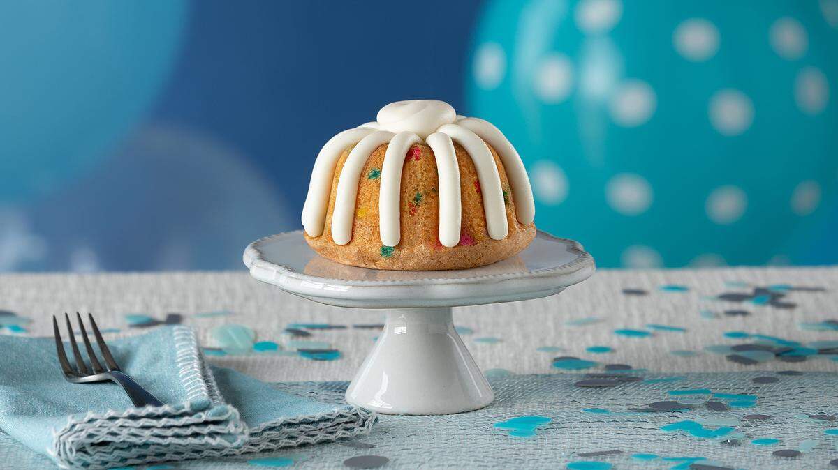 Confetti Bundtlet - Nothing Bundt Cakes