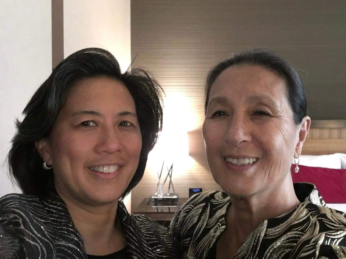Miami Marlins general manager Kim Ng (left) and her mother, Virginia Cagar.