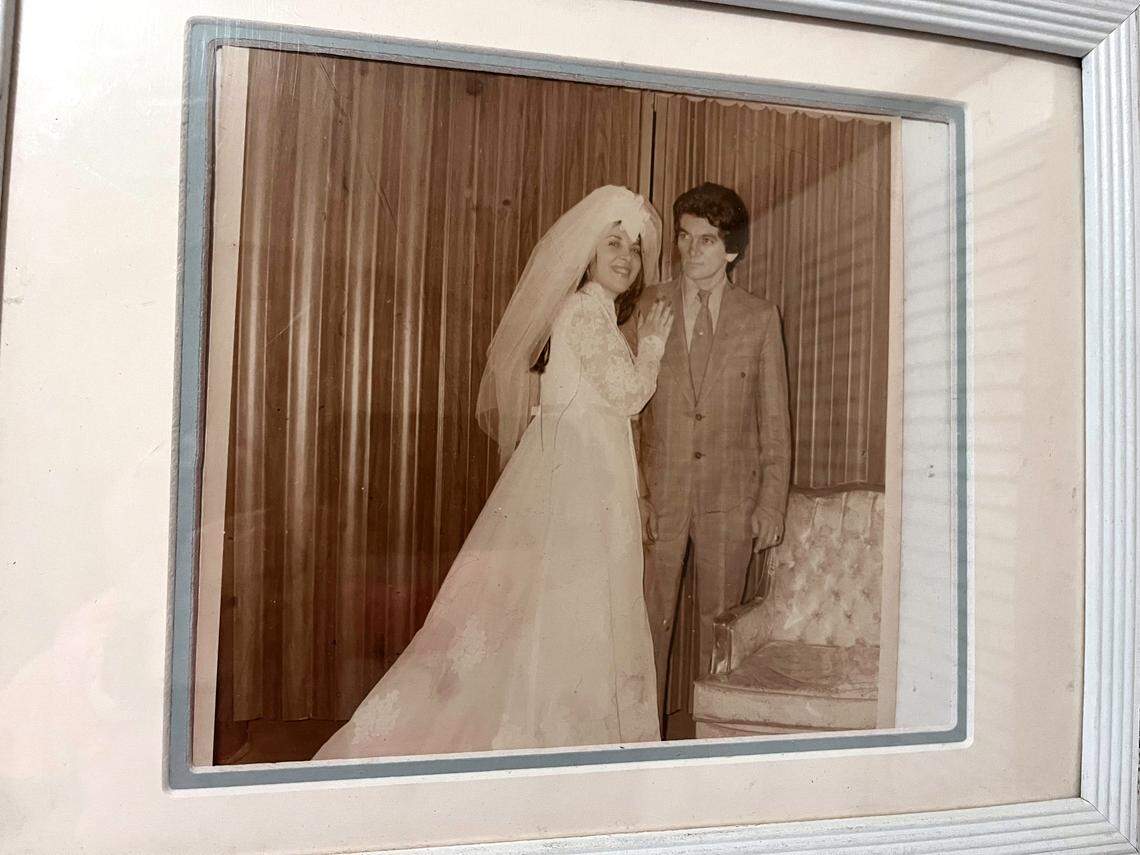 Carmen del Toro and Ruben Rodriguez in their wedding photo.