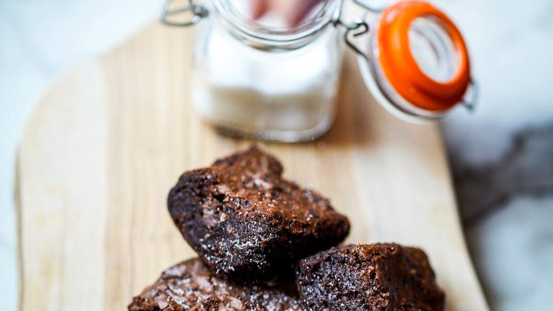 Gooey, chocolate-y fudge brownies.