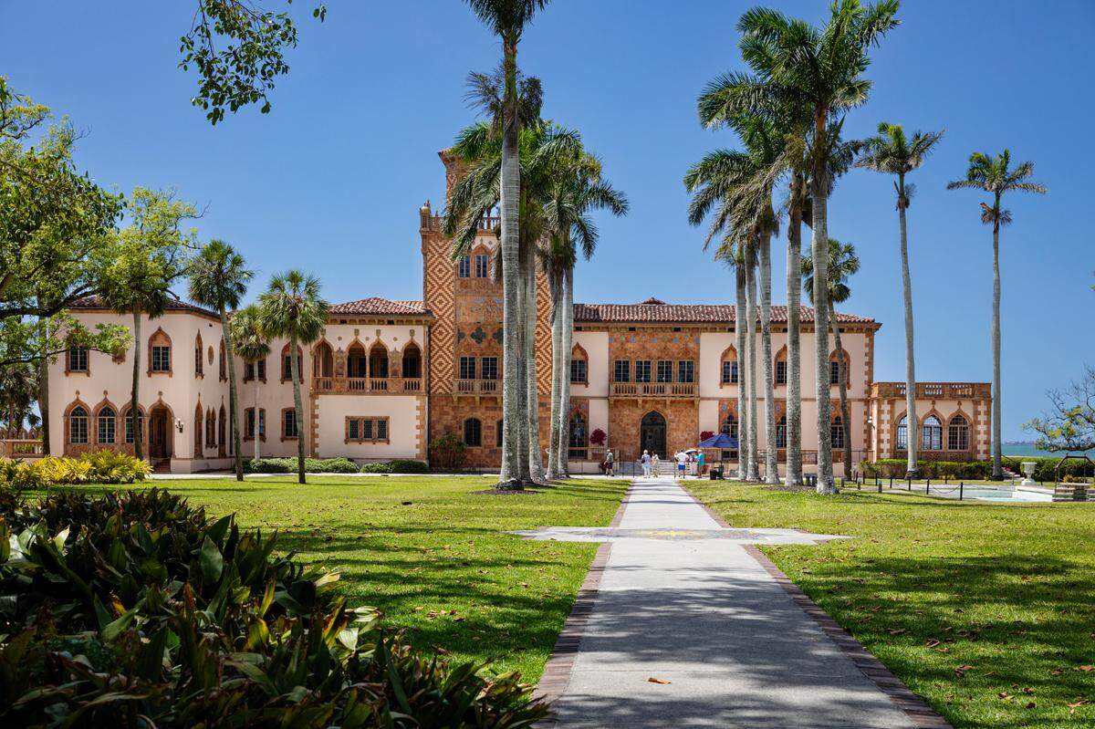 Explore the circus’s storied past at this sprawling estate and museum complex, complete with pink arcades and historic railcars.