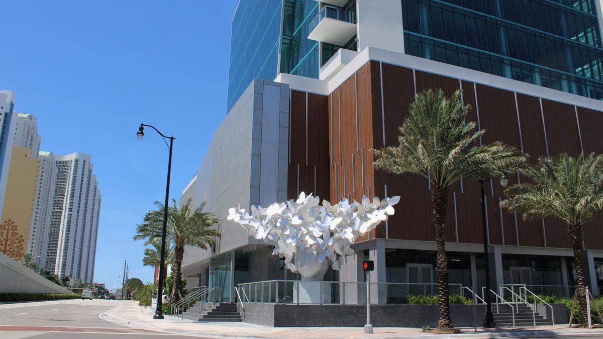 Jared Kushner is leasing an office at Milton Tower in Sunny Isles Beach. Above: The $1.6 million sculpture ‘Mariposa’ sits outside of the Milton Tower.