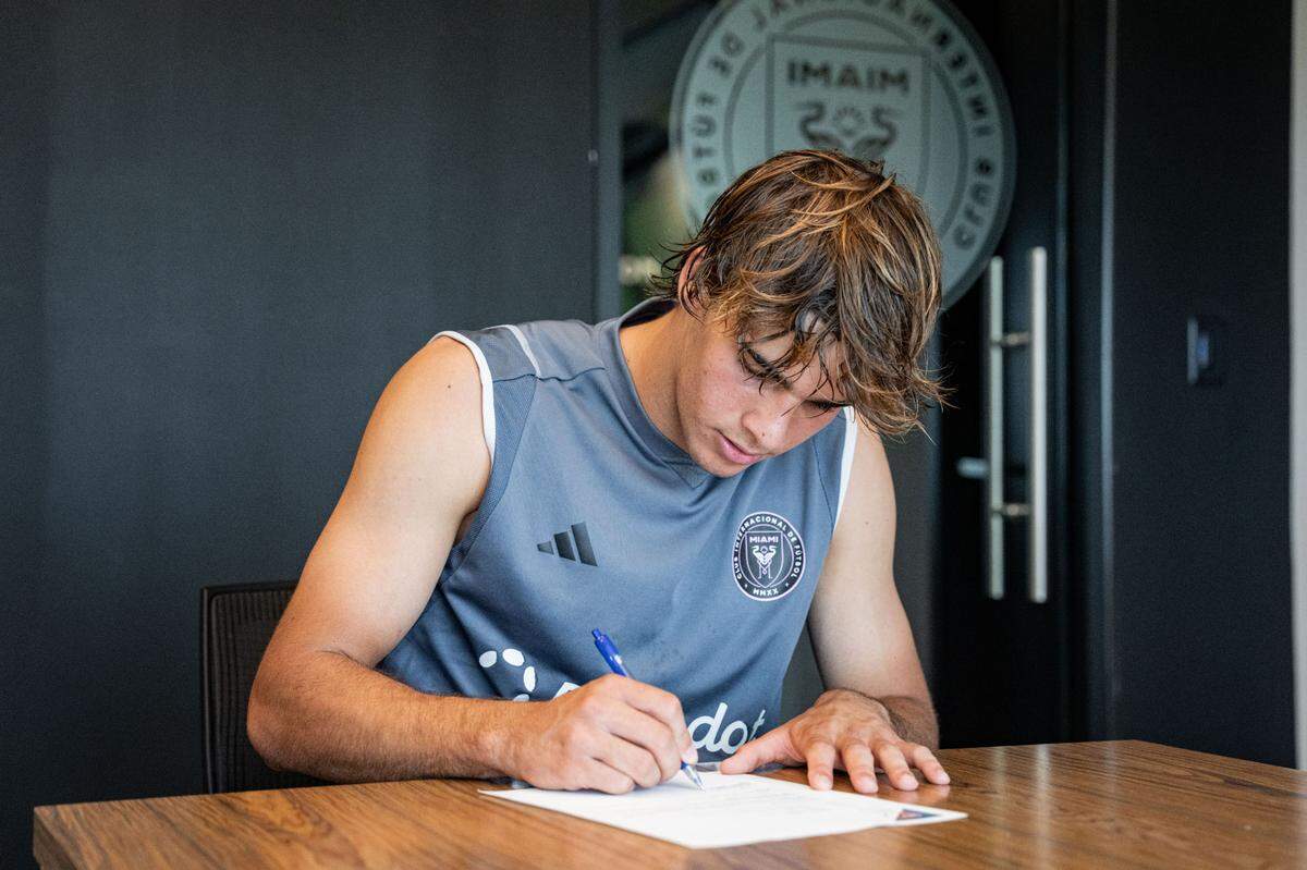 Inter Miami midfielder Benjamin Cremaschi, a 19-year-old Key Biscayne native, signed a contract extension through 2027 on Sept. 16, 2024.
