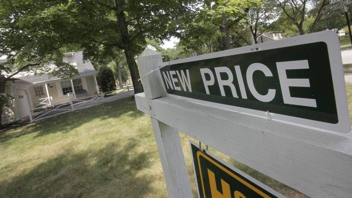 Miami-Dade commissioner says many more home buyers could get financial assistance from the county by raising the price cap on eligible homes.