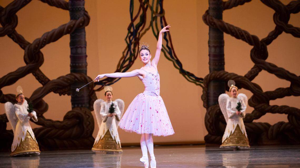 In 2007, Jennifer Lauren joined Miami City Ballet as a member of the Corps de Ballet and became a principal dancer in 2017. In the company’s production of George Balanchine’s “The Nutcracker,” she’ll perform her final role as Sugar Plum Fairy.
