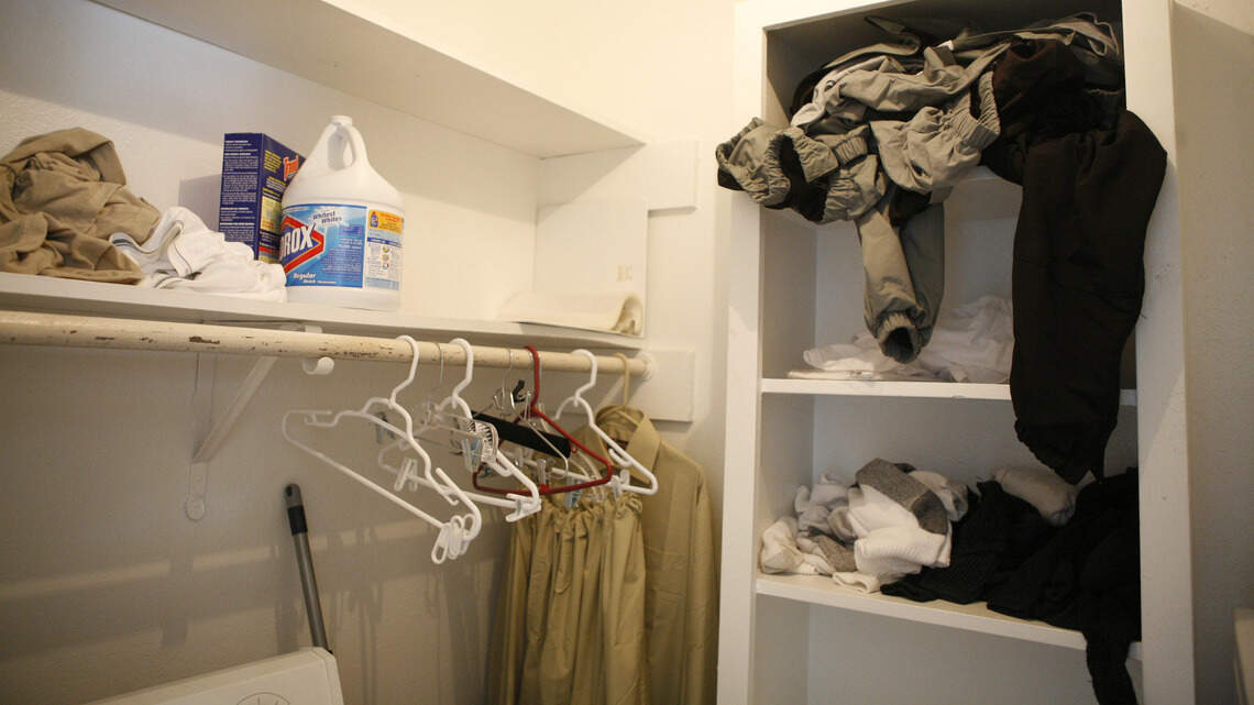 Tiny laundry room ideas that make it possible to do laundry at home even without a dedicated space