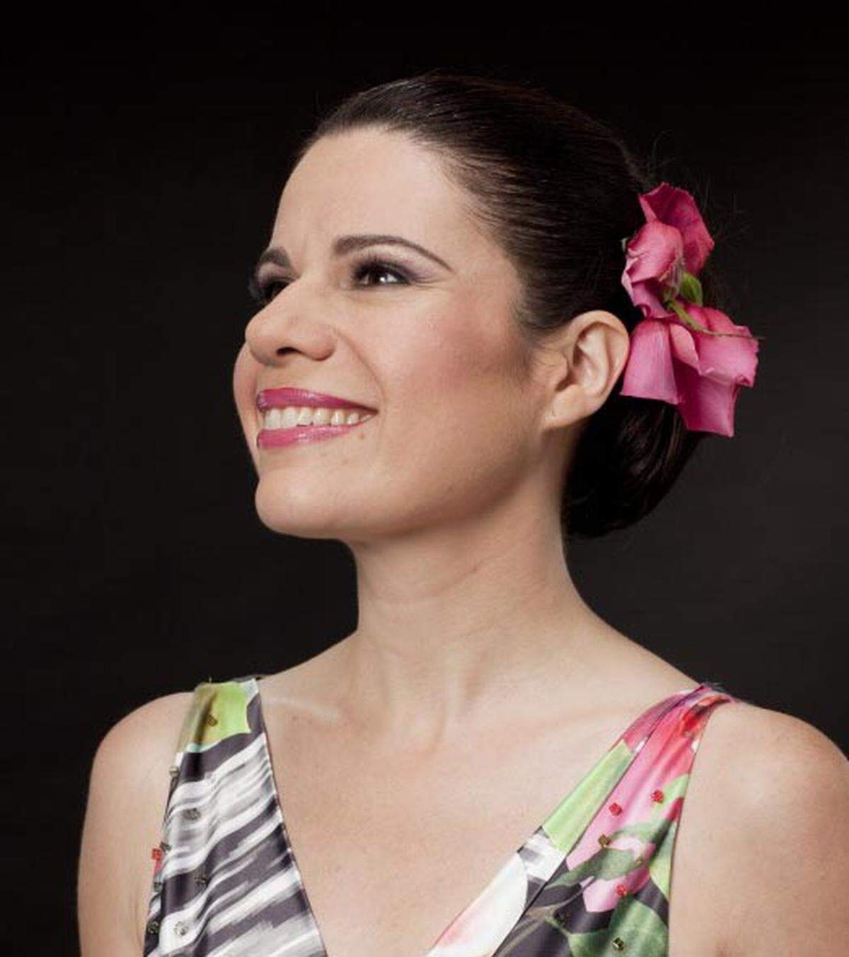 The FGO production of 'Florencia en el Amazonas' features the celebrated Puerto Rican soprano Ana Maria Martinez in her debut as Florencia.