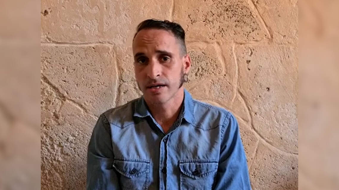 Armando Unsain, el comunista español radicado en Cuba, es expulsado de la isla