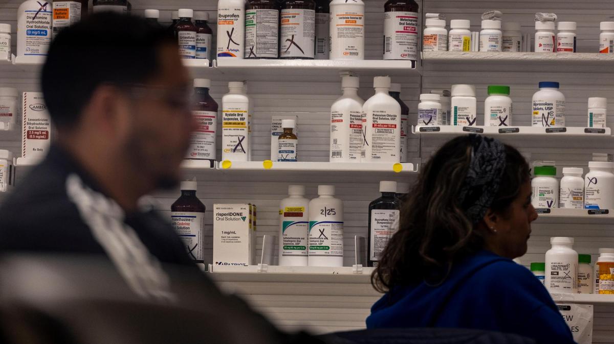 Recuerde que importar medicamentos de otros países a Estados Unidos es ilegal y las excepciones serían caso por caso. 