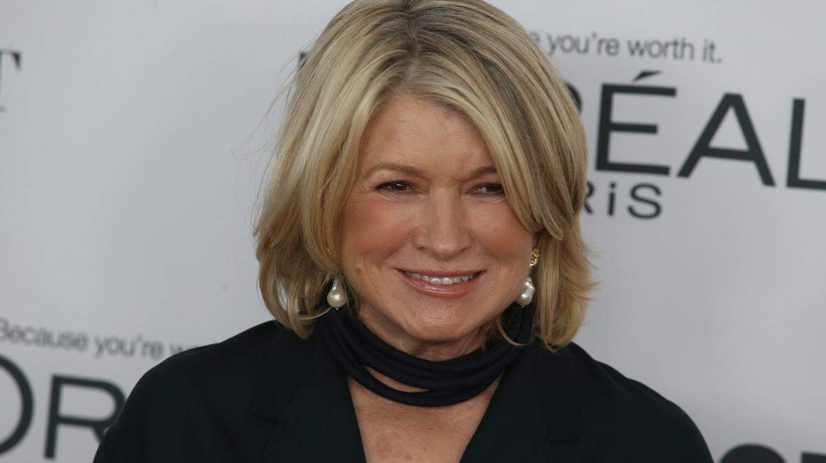 martha stewart at glamour women of the year awards ceremony