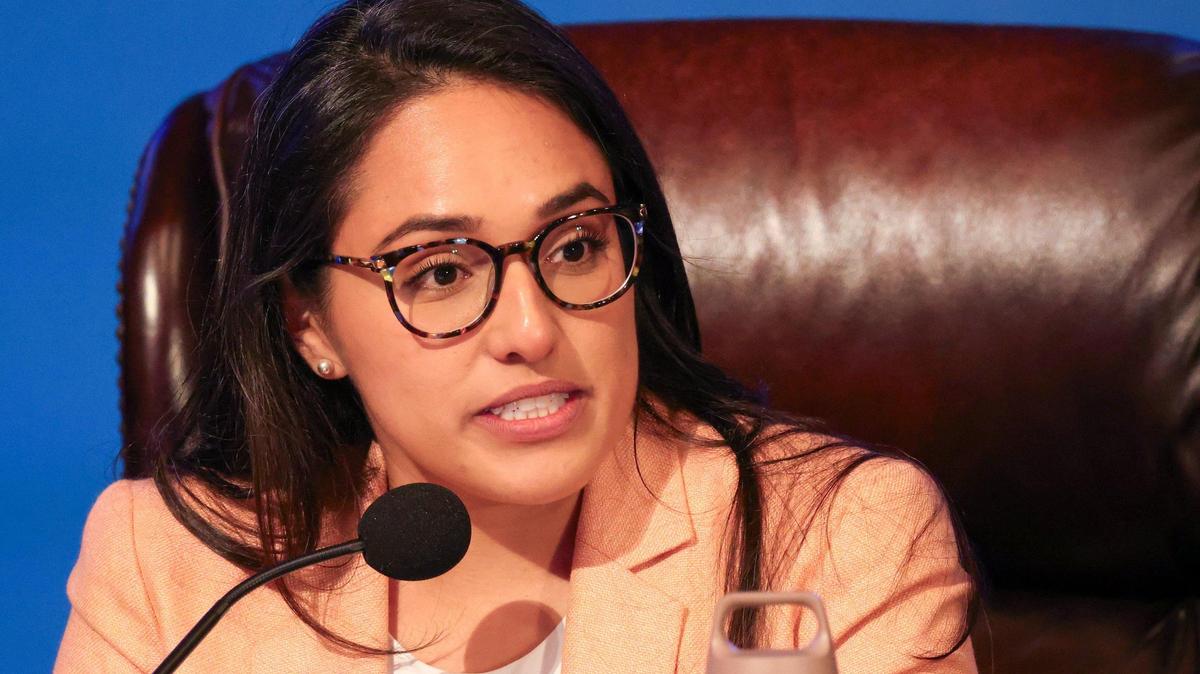 Luisa Santos gives her first public statement as the re-elected Miami-Dade County school board member after being sworn-in at the Miami-Dade County Administration Building on Tuesday, November 19, 2024 in Miami, Florida.