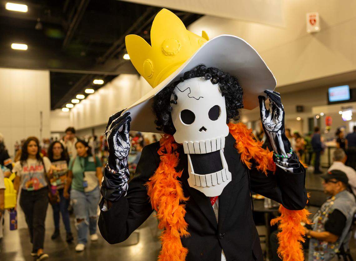 Jaydon Smith cosplays as Brook from 'One Piece.'