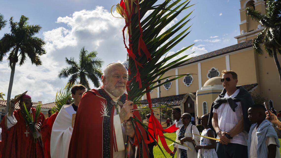 Miami archbishop urges people to speak up amid injustice in Palm Sunday message