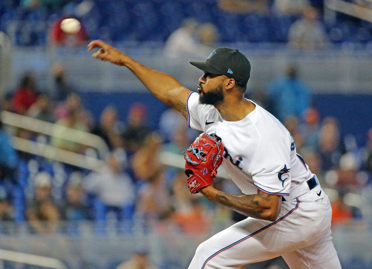 Miami Marlins starting pitcher Sandy Alcantara (22) pitches in the first inning against the Los Angeles Dodgers during baseball game at loanDepot park in Miami on Thursday, July 8, 2021.