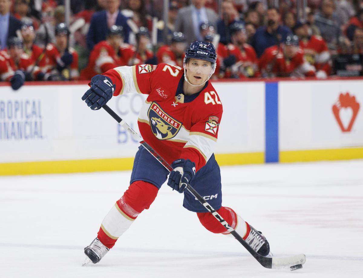 Florida Panthers defenseman Gustav Forsling (42) passes the puck to a teammate during the first period of a game against the Utah Mammoth on Tuesday, Jan. 27, 2026, at Amerant Bank Arena in Sunrise, Fla.
