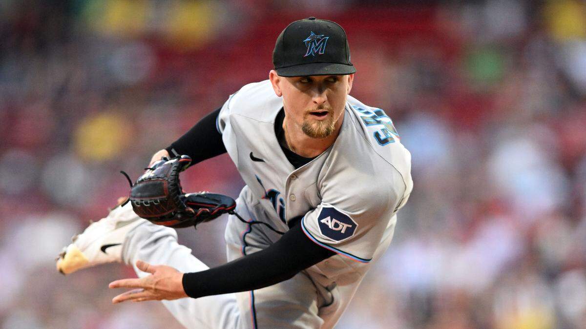 Jun 28, 2023; Boston, Massachusetts, USA; Miami Marlins starting pitcher Braxton Garrett (29) pitches against the Boston Red Sox during the first inning at Fenway Park. Mandatory Credit: Brian Fluharty-USA TODAY Sports
