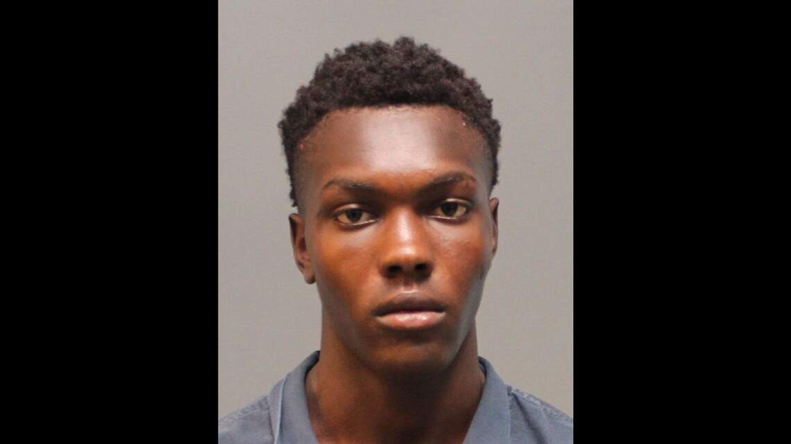 16-year-old arrested in shooting of apartment complex security guard
