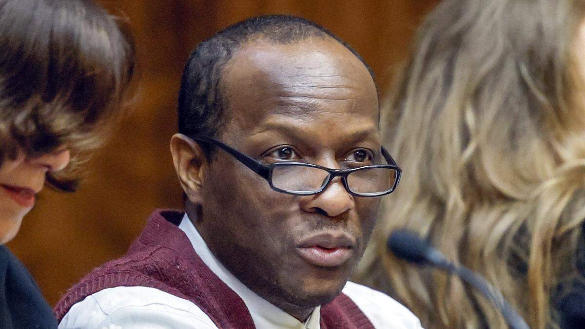 Dennis Labrant listens to Judge Marisa Tinkler Mendez at the Richard E. Gerstein Justice Building, courtroom 4-1 in Miami, Florida, on Thursday, October 9, 2025. He was convicted for the murders of Marlin Barnes and his friend Timwanika Lumpkins in a jealous rage in Miami.