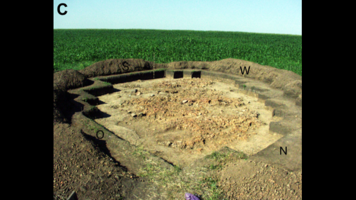 A site excavated in 2004 is now revealing evidence of ancient conflicts.