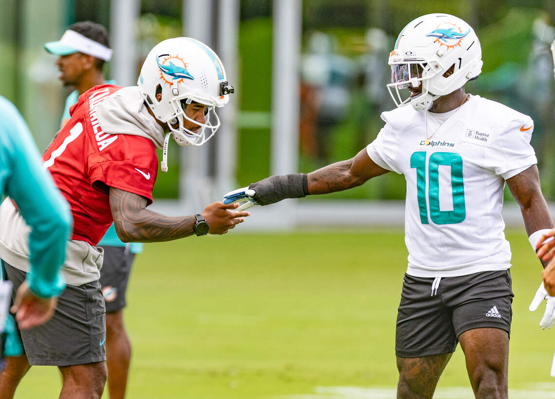 See the warning signs as the Miami Dolphins started their season