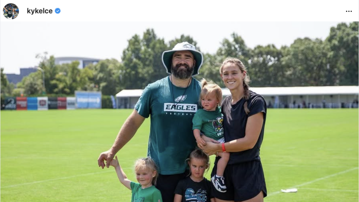 Kylie Kelce announces the birth of her fourth daughter