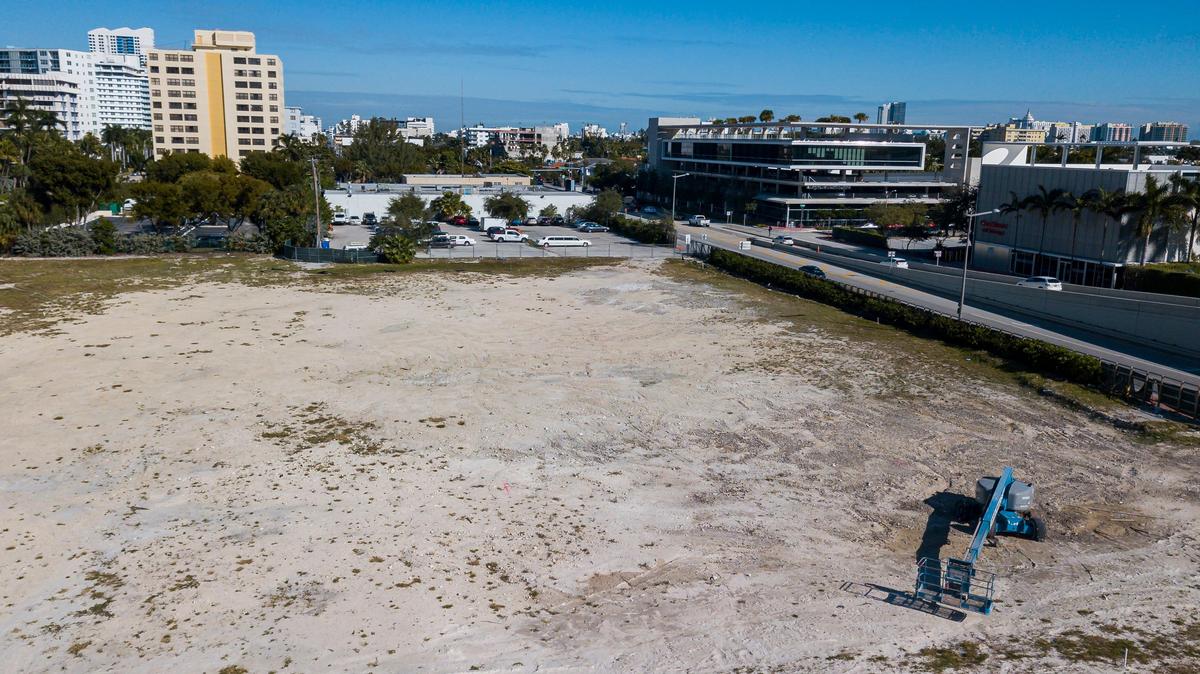 The construction lot between Alton Road and West Avenue in Miami Beach, Florida on Wednesday, January 22, 2020.